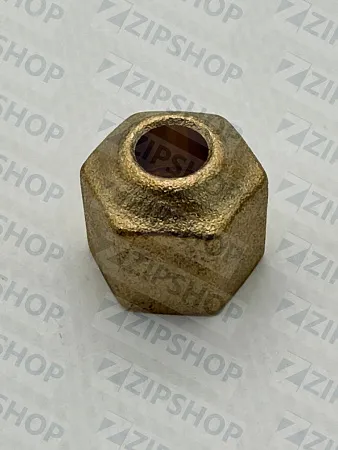 011L110R Накидная гайка 1/4"